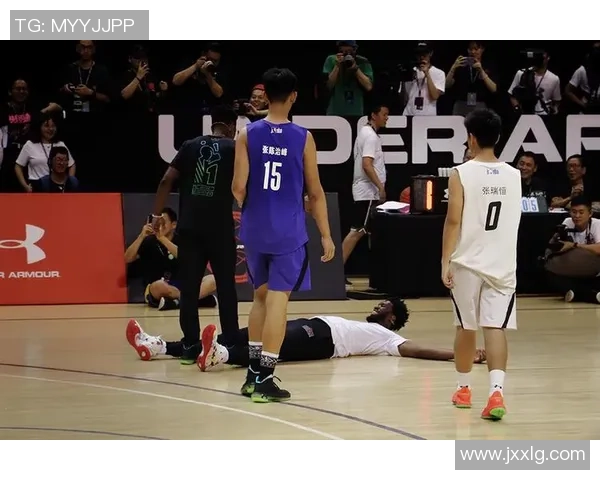 任骏飞领衔新赛季篮球盛宴展现实力与团队合作精神的精彩瞬间 任骏飞领衔新赛季篮球盛宴展现实力与团队合作精神的精彩瞬间