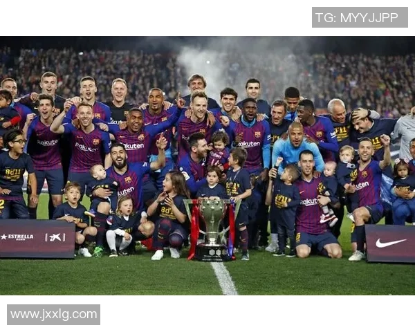 巴萨与利物浦对决分析球队状态战术特点及历史交锋回顾